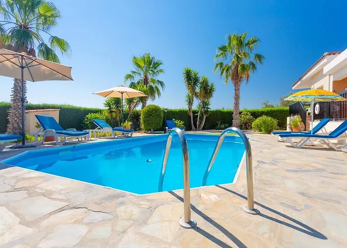 Chrystalla Vila Neo Chorio